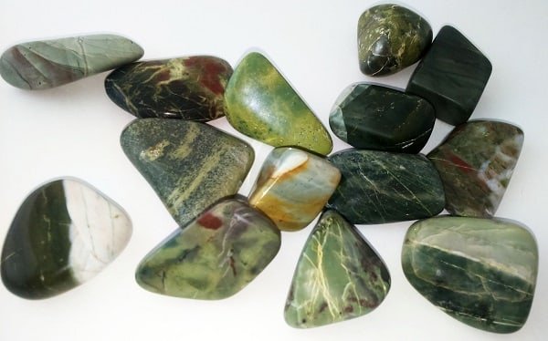 Каковы магические свойства яшмы, виды камня, кому подходит