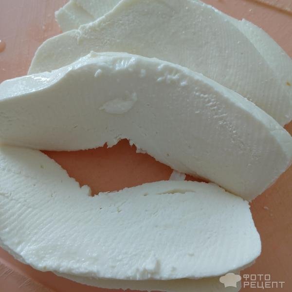 Рецепт: Огуречный салат с моцареллой - С моцареллой и помидорами.