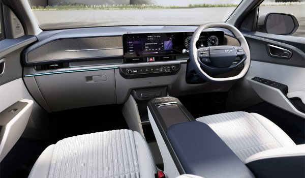 Семиместный кроссовер Kia Carens Clavis стал электромобилем