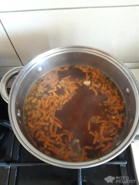 Рецепт: Грибной суп с лисичками - на бульоне с вермишелью!