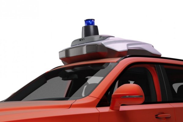 НАМИ показал беспилотный кроссовер Аурус Комендант НАМИ показал беспилотный кроссовер Аурус Комендант