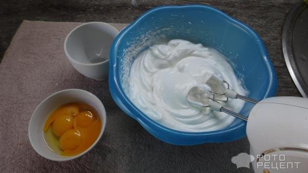 Рецепт: Насыпной творожный пирог с орехами - быстро , вкусно и много...