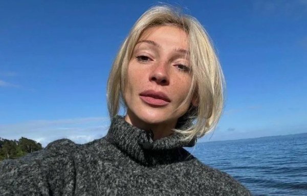 Анастасия Ивлеева рассказала о прекращении общения с друзьями