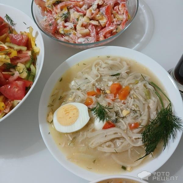 Рецепт: Удон с овощами и курицей - Суп с лапшой удон с курицей, яйцом и овощами. Ужин в азиатском стиле.