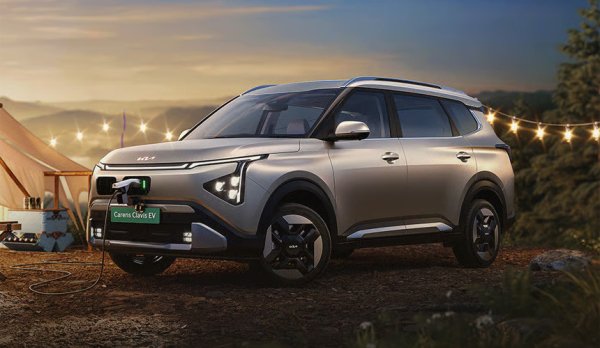 Семиместный кроссовер Kia Carens Clavis стал электромобилем