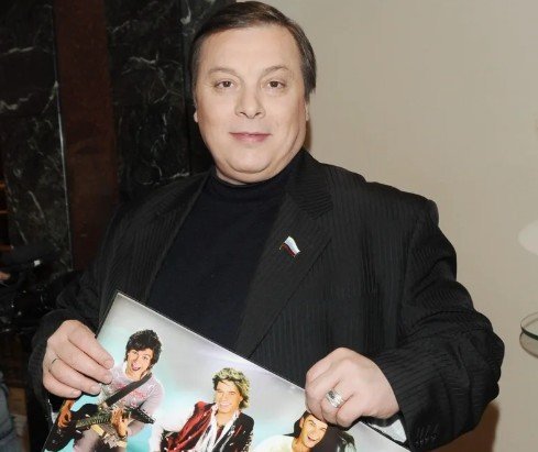 Андрей Разин потребовал у вдовы Шатунова опубликовать свидетельство о браке Андрей Разин потребовал у вдовы Шатунова опубликовать свидетельство о браке