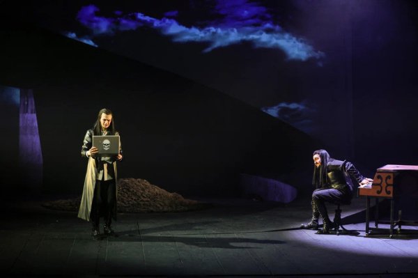 В &laquo;Геликоне&raquo; состоялась долгожданная премьера &laquo;Похождений повесы&raquo; Стравинского