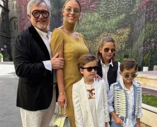 В Сети появились слухи о разводе Дмитрия и Полины Дибровых