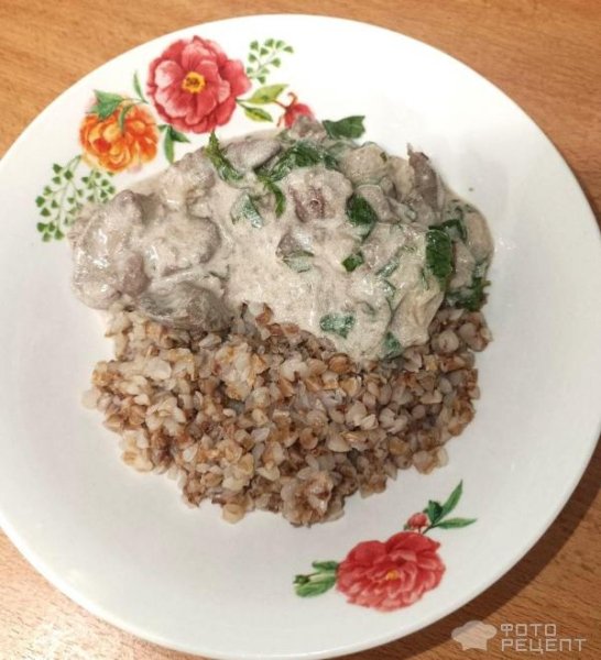 Рецепт: Тушенная куриная печень - Нежная куриная печень с классическим вкусом