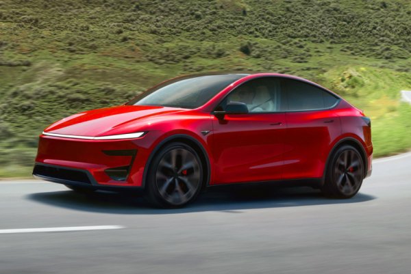 Обновленная Tesla Model Y: теперь и топ-версия Performance Обновленная Tesla Model Y: теперь и топ-версия Performance
