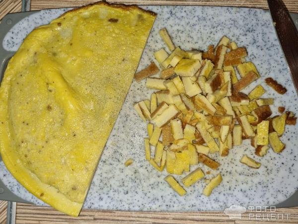 Рецепт: Салат из морской капусты "Японский" - С мясом и омлетом.