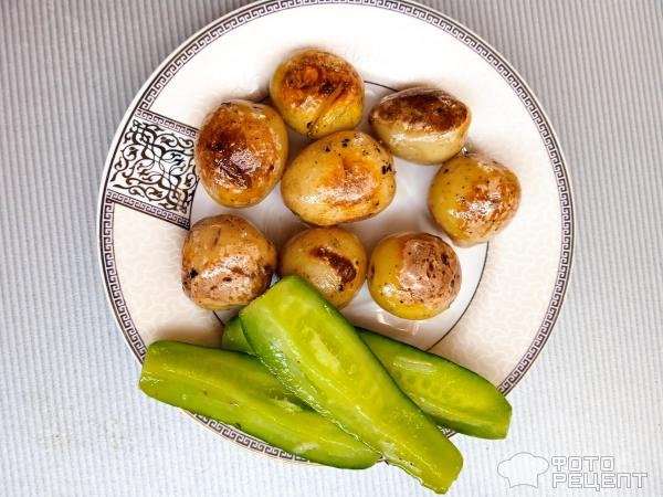 Рецепт: Малосольные огурчики за 8 часов - Изумрудные, хрустящие и без рассола