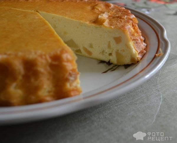 Рецепт: Творожная запеканка без муки и манки - С яблоками, корицей и медом