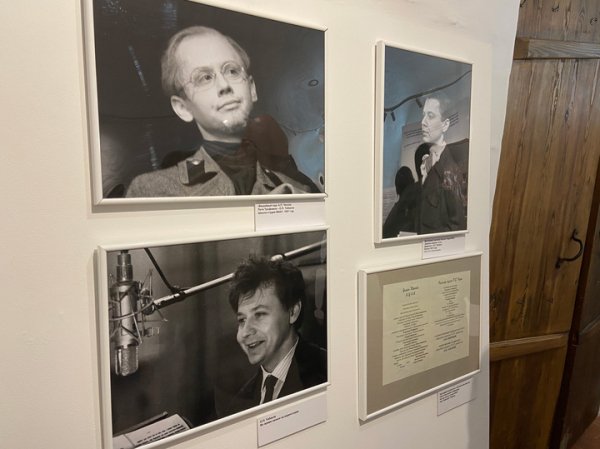 &laquo;Мое дело &mdash; играть&raquo;: в Музее МХАТ открылась выставка к 90-летию Олега Табакова