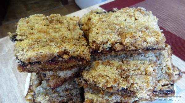 Рецепт: Насыпной пирог с кизиловым джемом - Простой и очень вкусный.