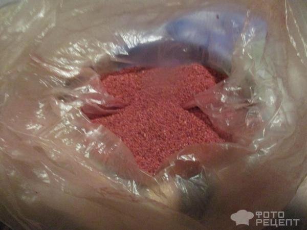 Рецепт: Закуска "Фаршированные яйца" - с недорогой рыбной консервой