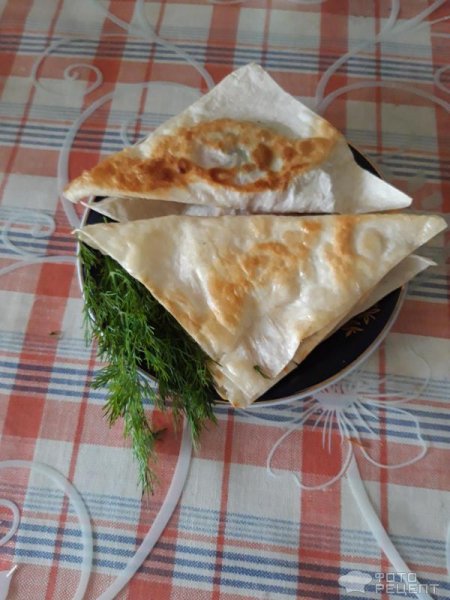 Рецепт: Конвертики из лаваша с сыром и помидорами - Быстро, вкусно и сытно! Рецепт: Конвертики из лаваша с сыром и помидорами - Быстро, вкусно и сытно!