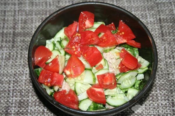Рецепт: Салат с тунцом и вареными яйцами - Очень легкий и быстрый в приготовлении