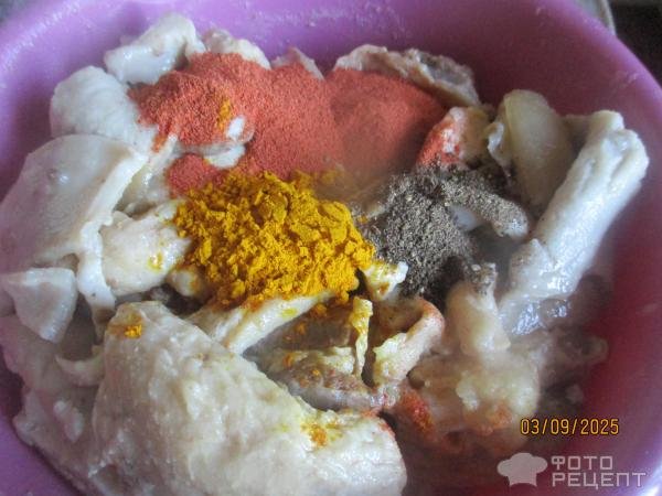 Рецепт: Закуска из свиной шкурки - острая закуска