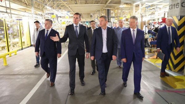 В Санкт-Петербурге начался выпуск автомобилей Лада Искра В Санкт-Петербурге начался выпуск автомобилей Лада Искра