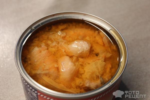 Рецепт: Салат с консервированной форелью - с огурцом и картофелем