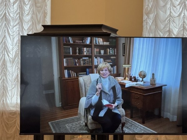 Мария Копьева отметила юбилей книгой о Саратове и его выдающихся жителях