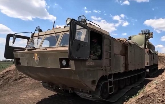 Одна ракета – одна цель: арктический ЗРК «Тор-М2ДТ» защищает небо Донбасса Одна ракета – одна цель: арктический ЗРК «Тор-М2ДТ» защищает небо Донбасса