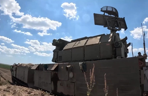 Одна ракета – одна цель: арктический ЗРК «Тор-М2ДТ» защищает небо Донбасса Одна ракета – одна цель: арктический ЗРК «Тор-М2ДТ» защищает небо Донбасса