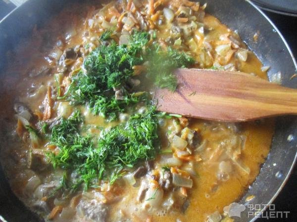 Рецепт: Тушеное легкое в сметане - бюджетное блюдо Рецепт: Тушеное легкое в сметане - бюджетное блюдо