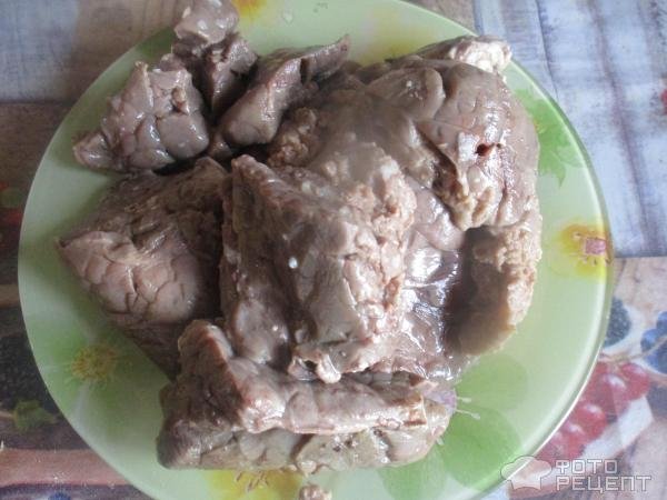 Рецепт: Тушеное легкое в сметане - бюджетное блюдо Рецепт: Тушеное легкое в сметане - бюджетное блюдо