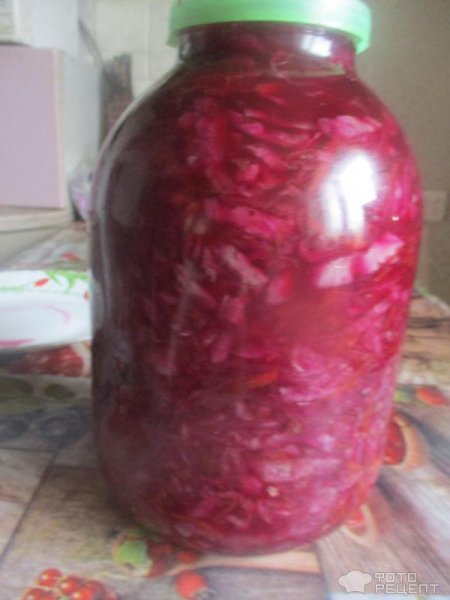 Рецепт: Квашеная капуста витаминная - со свеклой