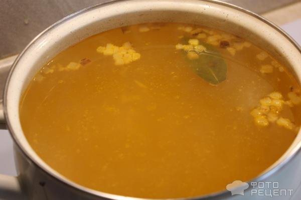 Рецепт: Суп из рыбной консервы - С сыром плавленым