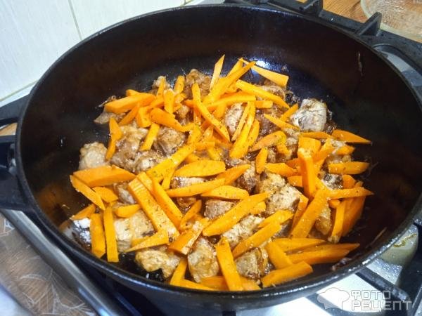 Рецепт: Тушенное мясо с овощам - тушеная свинина с сезонными овощами