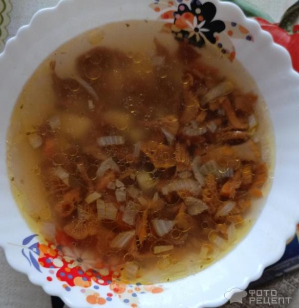 Рецепт: Грибной суп с лисичками - с картофелем и поджаркой