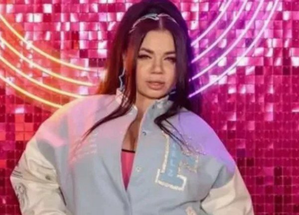 Певица Бьянка назвала девушек, живущих за счет мужчин, "рабынями"