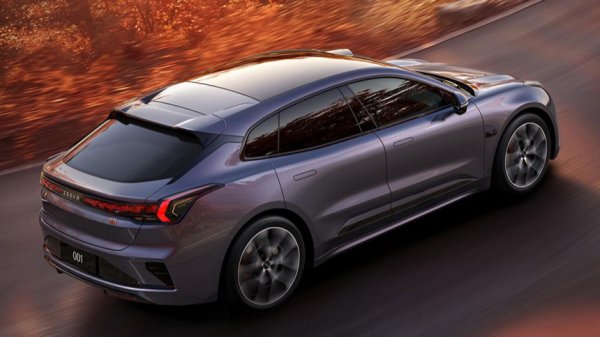 Обновленный Zeekr 001: «звездное небо» и VIP-кресло Обновленный Zeekr 001: «звездное небо» и VIP-кресло