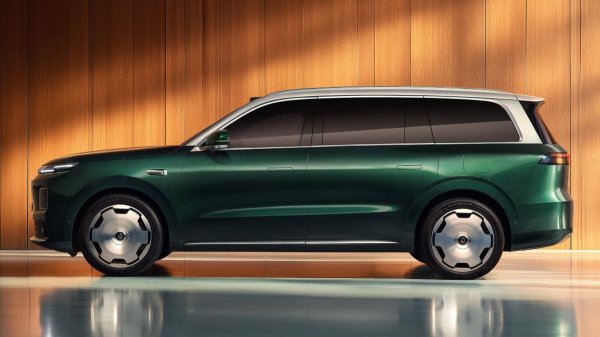 Представлен флагманский кроссовер Leapmotor D19