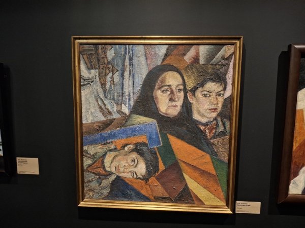 «Дыр бул щыл» и «Черный квадрат»: в Гослитмузее открылась выставка о «новом искусстве»