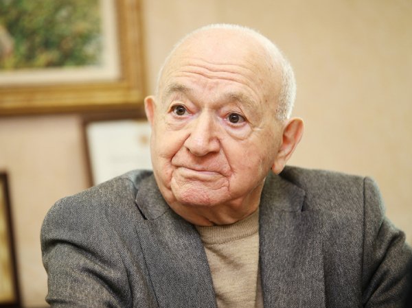 Патриарху отечественного и мирового футбола Никите Симоняну исполнилось 99 лет