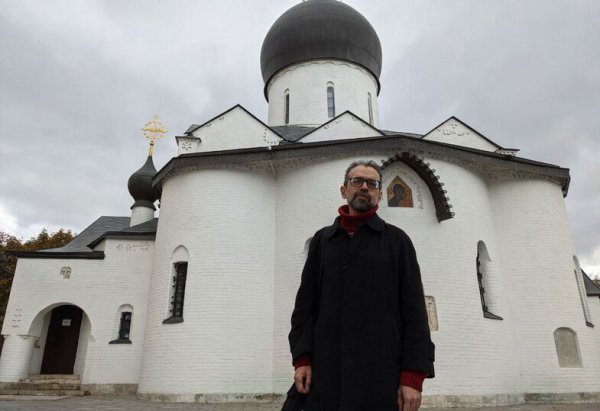 Писатель из Узбекистана Евгений Абдуллаев объяснил, почему романы больше не читают в журналах