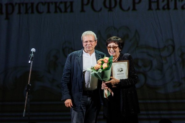 Почему дети известных актеров не учреждают премий своих родителей