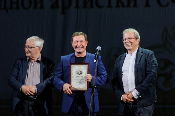 Почему дети известных актеров не учреждают премий своих родителей