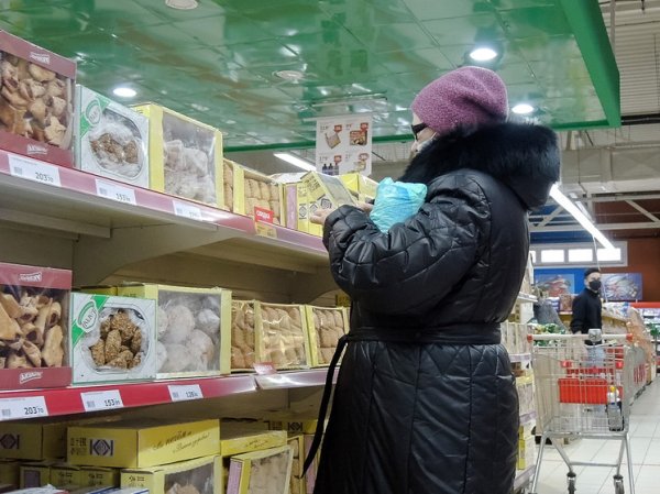 Продавец рассказал о задержании школьницы, укравшей конфету