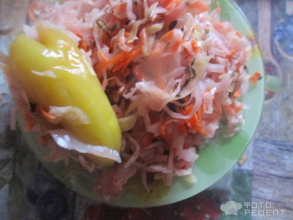 Рецепт: Квашеные перцы фаршированные капустой - быстрый рецепт
