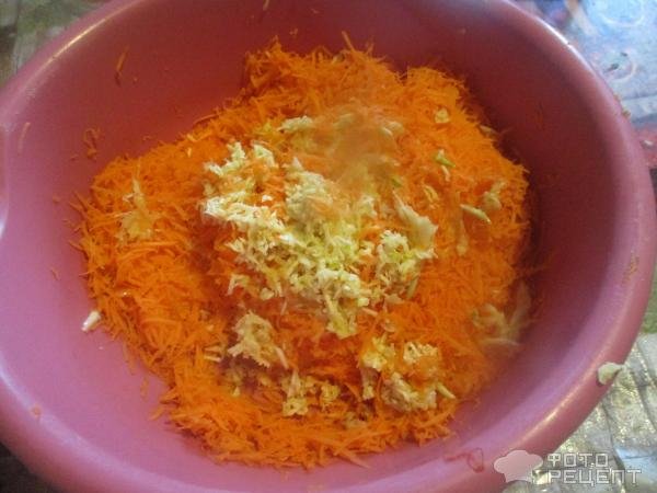 Рецепт: Салат из моркови с хреном - заправка из майонеза с хреном