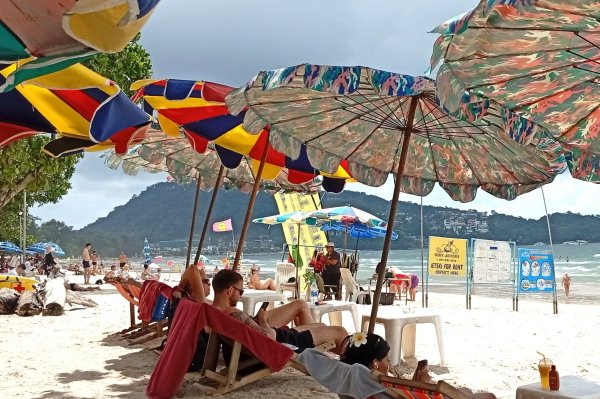 Траур в Таиланде: что напоминает о нем россиянам на Пхукете