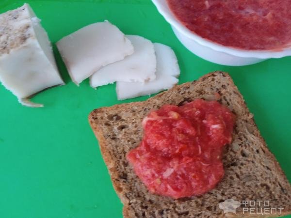 Рецепт: Хренодер - Удачный хренодер. Ароматный и пикантный. С болгарским перцем и чесноком