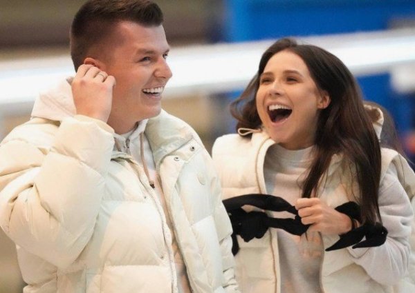 В Сети появились слухи о четвертой беременности Лерчек