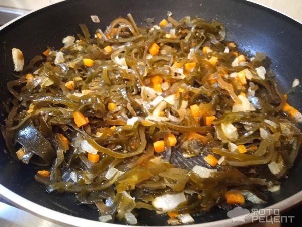 Рецепт: Макароны на сковороде - с морской капустой