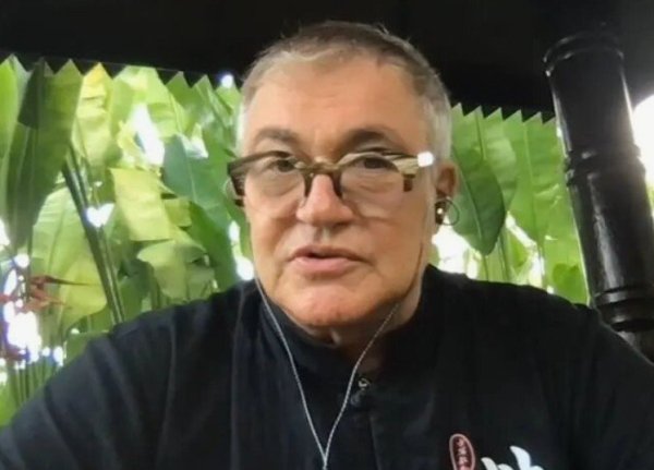 Дмитрий Дибров не считает постыдным видео с расстегнутой ширинкой